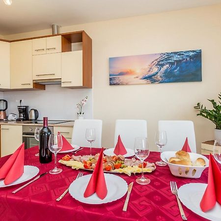 Apartman Vesna Malinska Ngoại thất bức ảnh