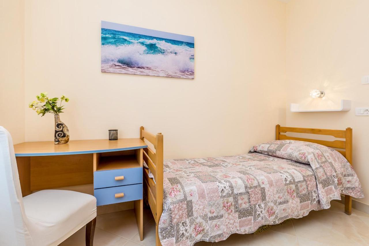 Apartman Vesna Malinska Ngoại thất bức ảnh